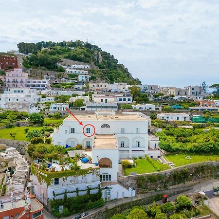 Suite Palazzo Capri - Seaview Екстериор снимка
