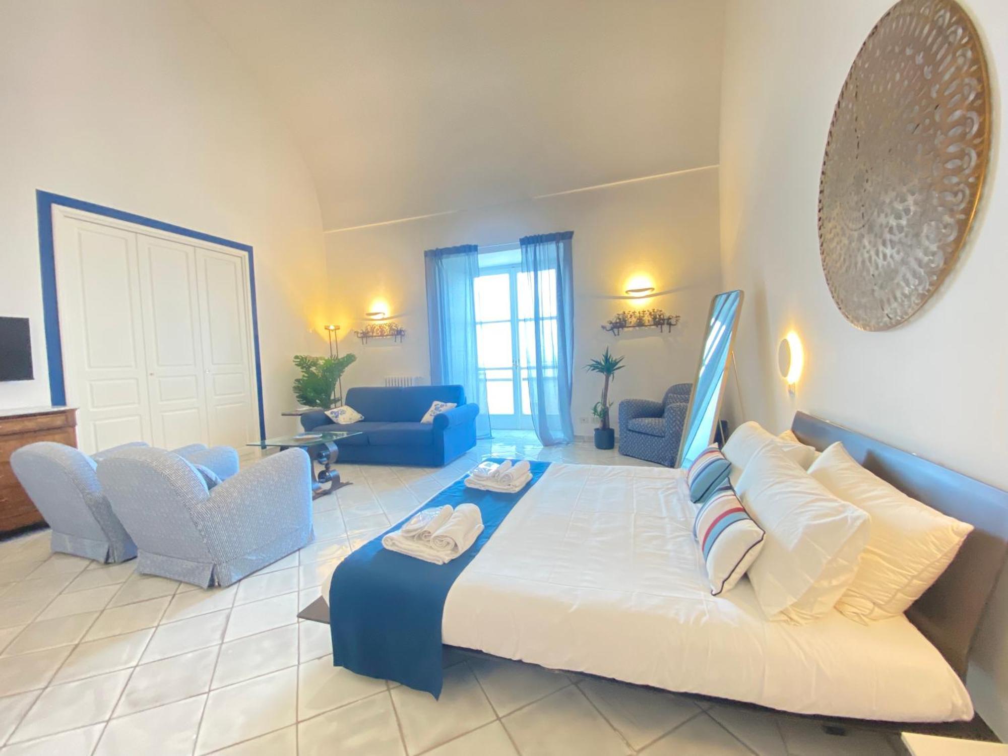 Suite Palazzo Capri - Seaview Екстериор снимка