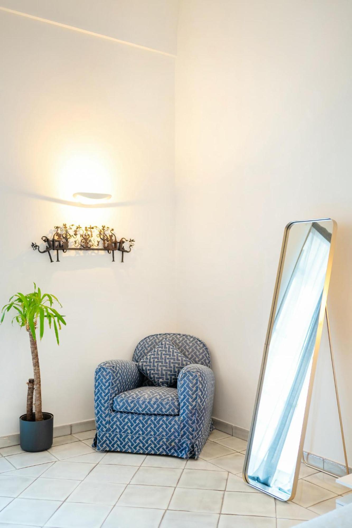 Suite Palazzo Capri - Seaview Екстериор снимка
