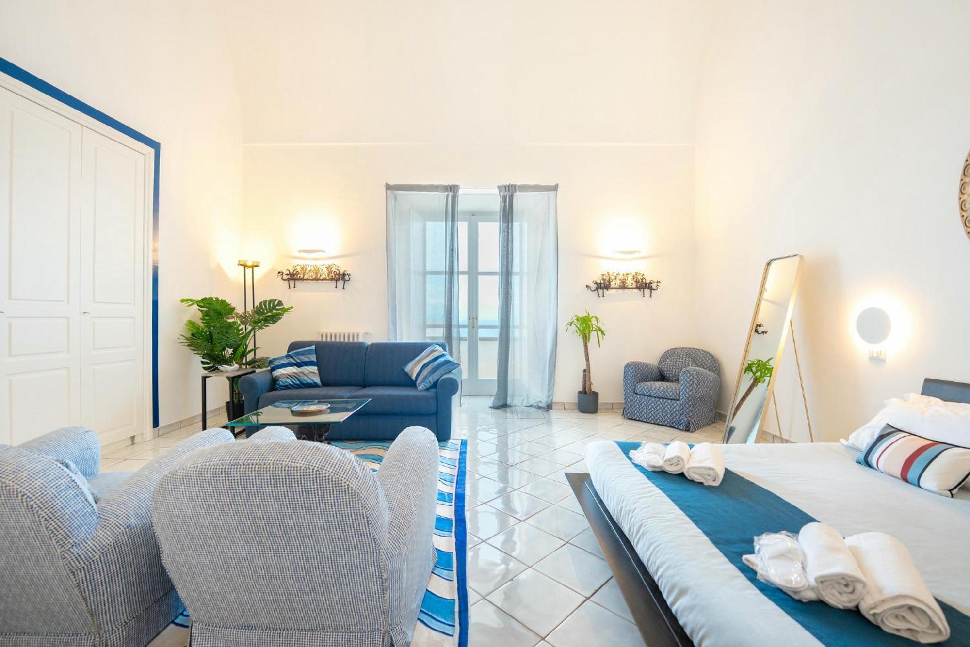 Suite Palazzo Capri - Seaview Екстериор снимка